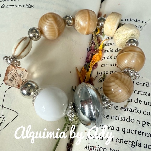 Alquimia Beige and Silver Bracelet - Picture 1 of 1